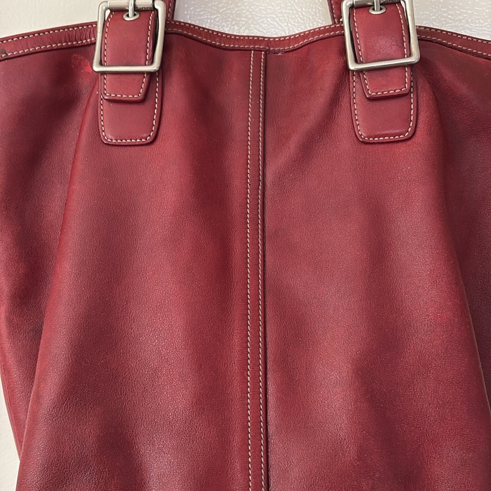 Coach Burgundy Leather Shoulder Bag